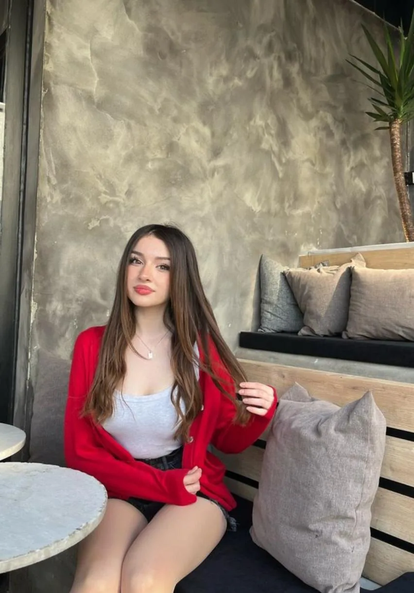 Derya - Esenyurt Escort