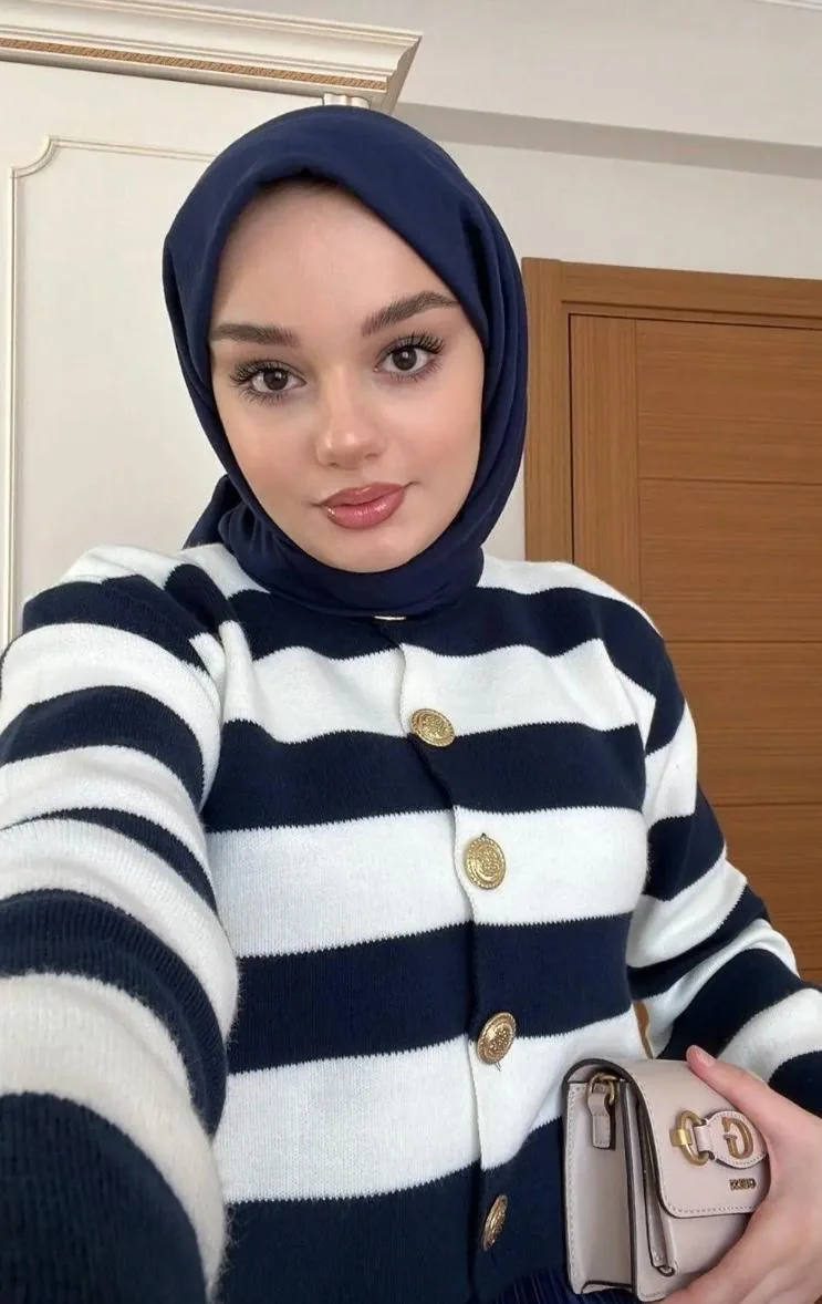 Gizem - Esenyurt Escort