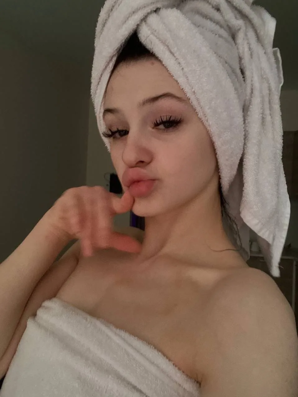Leyla - Esenyurt Escort