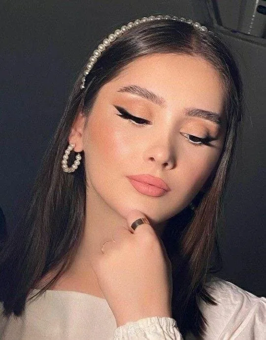 Ceren - Esenyurt Escort