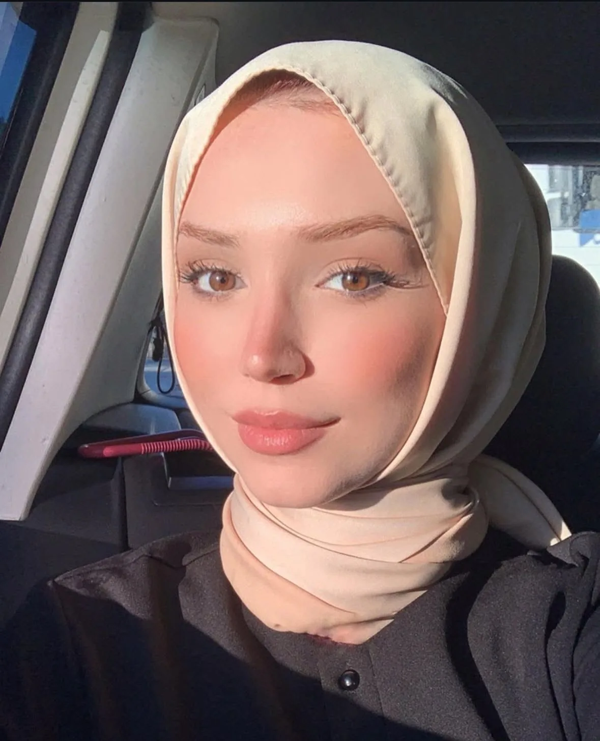Hilal - Esenyurt Escort