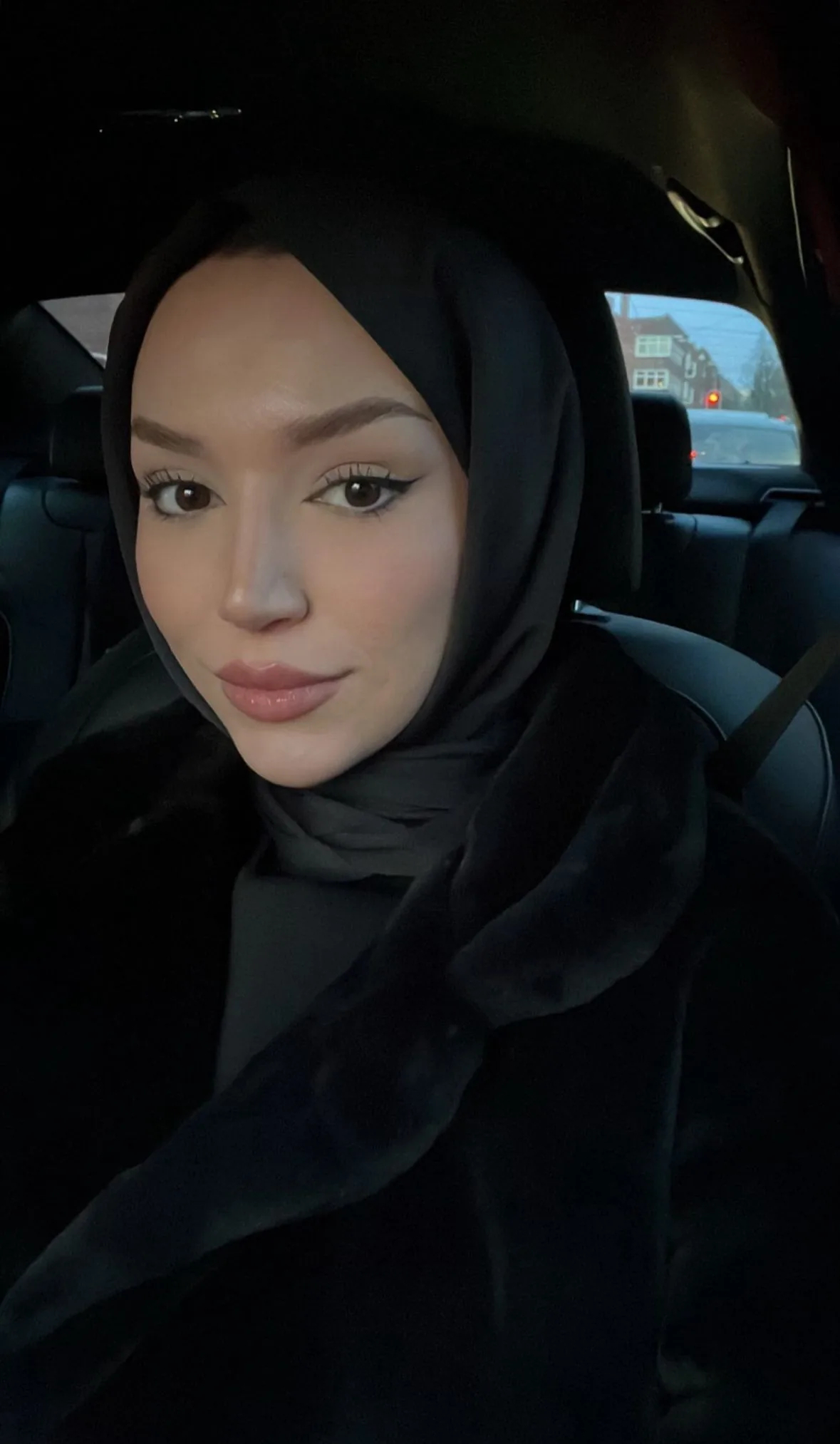 Bade - İnönü, Ataşehir Escort