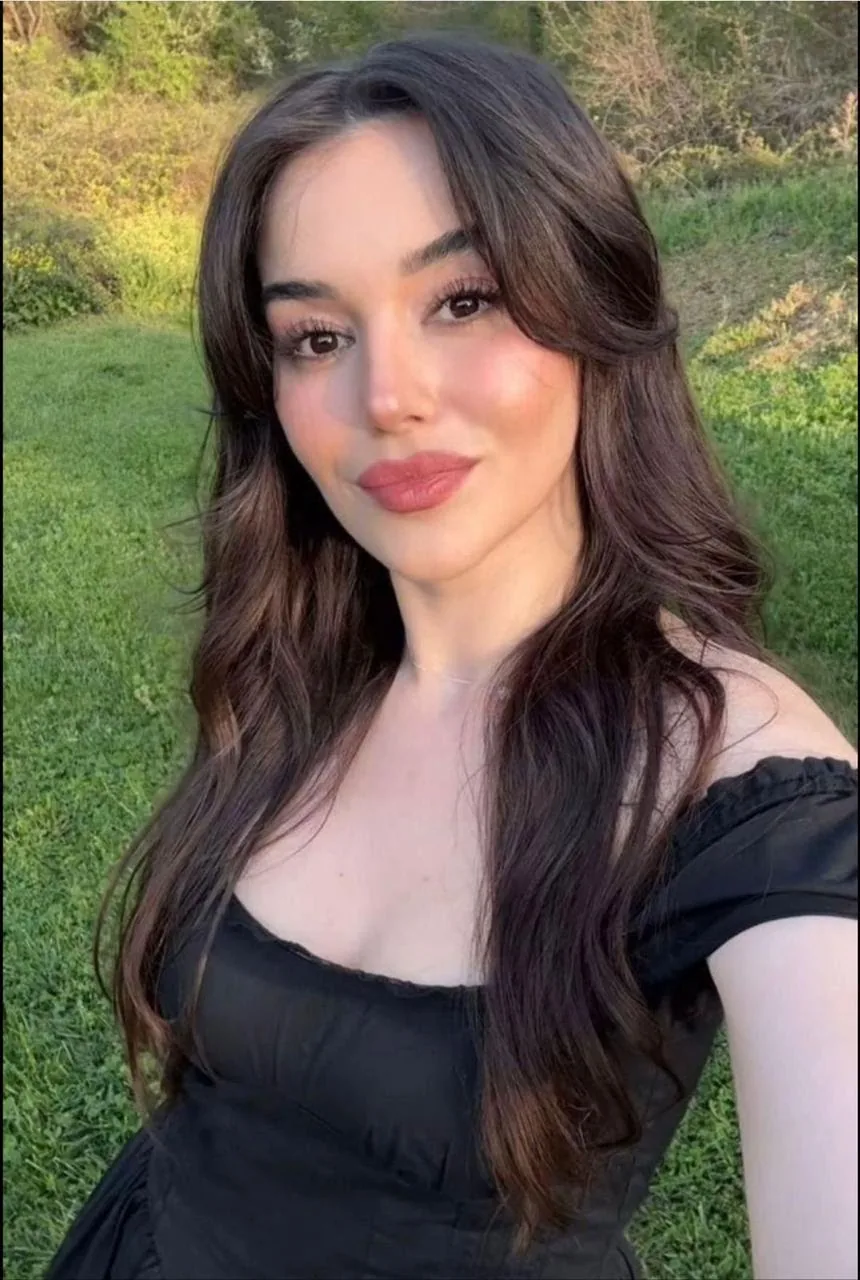 Gül - Esenyurt Escort