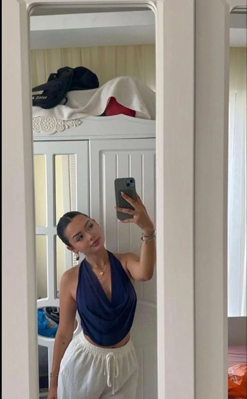 Gül - Esenyurt Escort